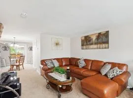 Charming Glenolden Townhouse