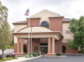 Quality Inn & Suites Niles，位于Niles的酒店