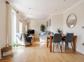 Smart 2 Bedroom Apartment in Newbury