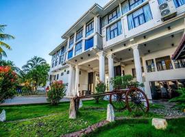 G.M.T.SORABORA VILLAGE HOTEL，位于马希延格讷的酒店