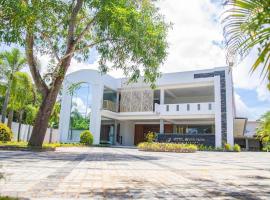 River Park Hotel - Hikkaduwa，位于希克杜沃的酒店