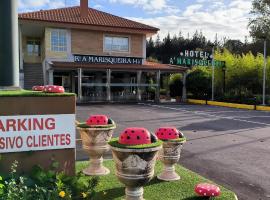 Hotel A Marisqueira I Aeropuerto A Coruña，位于拉科鲁尼亚机场 - LCG附近的酒店