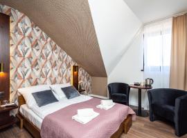 Hotel i Restauracja Stara Kuźnia，位于多布奇采的酒店
