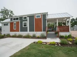 Simply Southern Tiny House Retreat