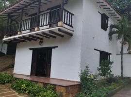 Cabañas Coloniales con Entorno Natural en Barichara，位于巴里查拉的度假屋