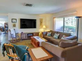 2 Mi to Rainbow River Home in Dunnellon
