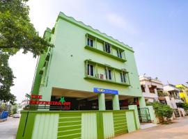 FabHotel Greenstar Inn，位于Biju Patnaik International Airport - BBI附近的酒店