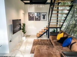 Peaceful & Contemporary Duplex Escape，位于Ban Thap Nang的家庭/亲子酒店