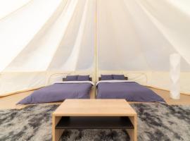 Glamchette Okayama -Glamping & Auto Camp- - Vacation STAY 44605v，位于美作的豪华帐篷