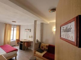 弗亚德酒店，位于阿让塔的酒店