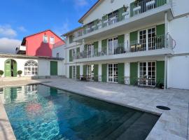 Villa Rosenhof (2 Personen +)，位于林道的带泳池的酒店