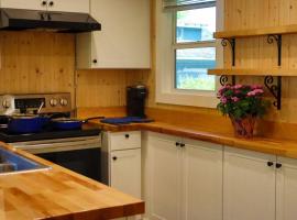 Oakridge Adventure Studio 2，位于橡树岭的酒店