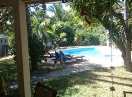 Villa piscine à 100m du lagon de l'Ermitage，位于拉萨尔勒班的酒店