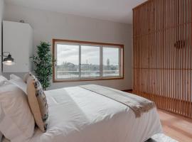 Modern studio near Metro Station，位于Senhora da Hora的公寓