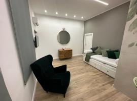 Napoli centro - Di&da guest house，位于那不勒斯的乡村别墅