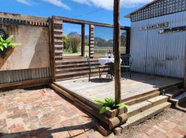Sturgeon Getaway on Henty，位于邓凯尔德的酒店
