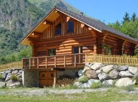Chalet en rondins le Bécan tout proche des Ecrins