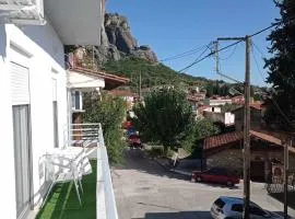 GRAND HOUSE METEORA