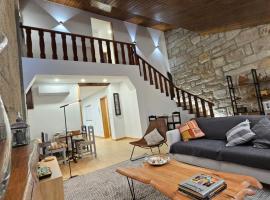 ON THE WAY - Mindelo Beach/Guest House，位于明德卢的酒店