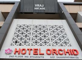 Hotel Orchid, Adipur，位于Shinaya的酒店