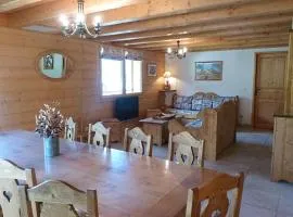 Chalet ambiance montagne, 10 personnes, 4 chambres - CH15