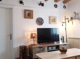 Apartament Turístic Campdevànol，位于坎普德瓦诺尔的酒店
