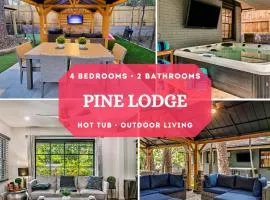 Pine Lodge Atlanta - Luxe Atlanta Home Near Everything Hot Tub Patio