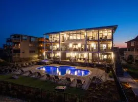 OCEANFRONT, Ocean Views, ELEV, Private Pool, Poolside Bar, DB4, True at First Light