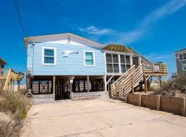 KH17, Down by the Sea- Oceanfront, Ocean Views, Screened porch