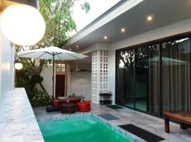 Paul Pool Villa Pattaya