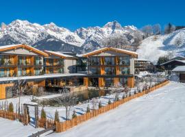 Wellness und Brunch Hotel MorgenZeit beheizter Naturteich Genuss Frühstück bis 13 Uhr Hochkönig Sommercard，位于玛丽亚阿尔姆的酒店