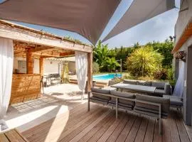 Escapade ensoleillée avec piscine et jacuzzi - Villa Mathis Côte d'Azur