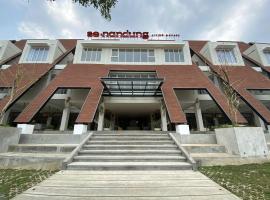 Se.nandung Living and Space，位于玛琅的酒店