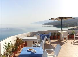 ARMENA INN，位于阿梅尼斯蒂斯的酒店