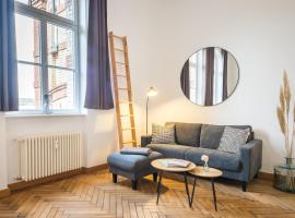 SCHWARZLINS LoftRaum - Stilvolles Apartment mit Smart TV, NETFLIX, Disney Plus, schnellem WLAN, Parken, Nespresso，位于圣英贝特的酒店