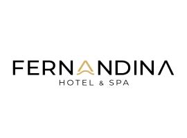 Fernandina Hotel & Spa，位于阿约拉港的Spa酒店