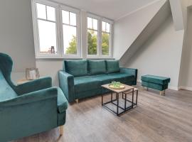 VIP Apartment A 64qm 4 Zi DG Wohnung klimatisiert großes Bad u Küche max 4 Gäste inklusive Schlafsofa，位于Vierraden的公寓