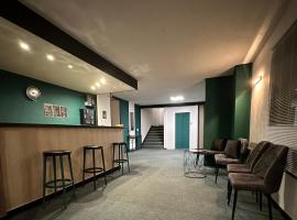 Hôtel Le Valéran，位于Ligny-en-Barrois的酒店