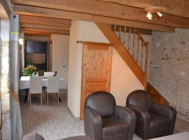 Maison en pierre 4 couchages，位于Savignac-de-Miremont的酒店
