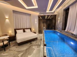 תבל PRIVATE HOTEL，位于耶路撒冷的带按摩浴缸的酒店