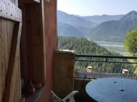 Maisonnette avec terrasse et vue imprenable