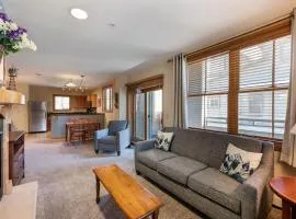 Premium Unit 1327 - 1 Bedroom - Zephyr Mountain condo