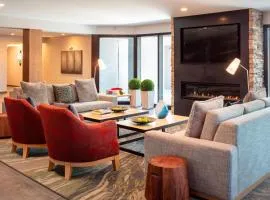 Fairfield Inn & Suites by Marriott Providence Airport Warwick，位于T.F.绿色机场 - PVD附近的酒店