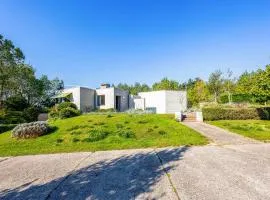 La Maison Fleurie Zonnige vakantiewoning met grote tuin op 2 km van zee