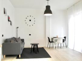 Design Moderno in Centro - Lainate- Rho Fiera，位于拉伊纳泰的酒店