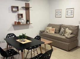 Dptos Corrientes con cochera，位于科连特斯的住宿