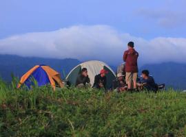 view cemping glamping，位于武吉丁宜的豪华帐篷营地