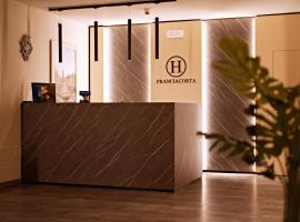 Hotel Franciacorta，位于Paderno Franciacorta的酒店