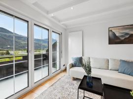 Sonniges Apartment mit traumhaftem Bergblick，位于布克斯的酒店