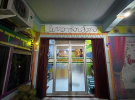 OYO 93308 Lima Saudara Syariah，位于Painan的酒店